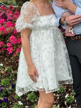 Lulu's White Floral Babydoll Dress